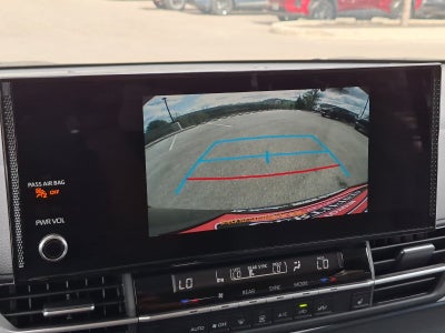 2025 Toyota Sienna XLE 8 Passenger