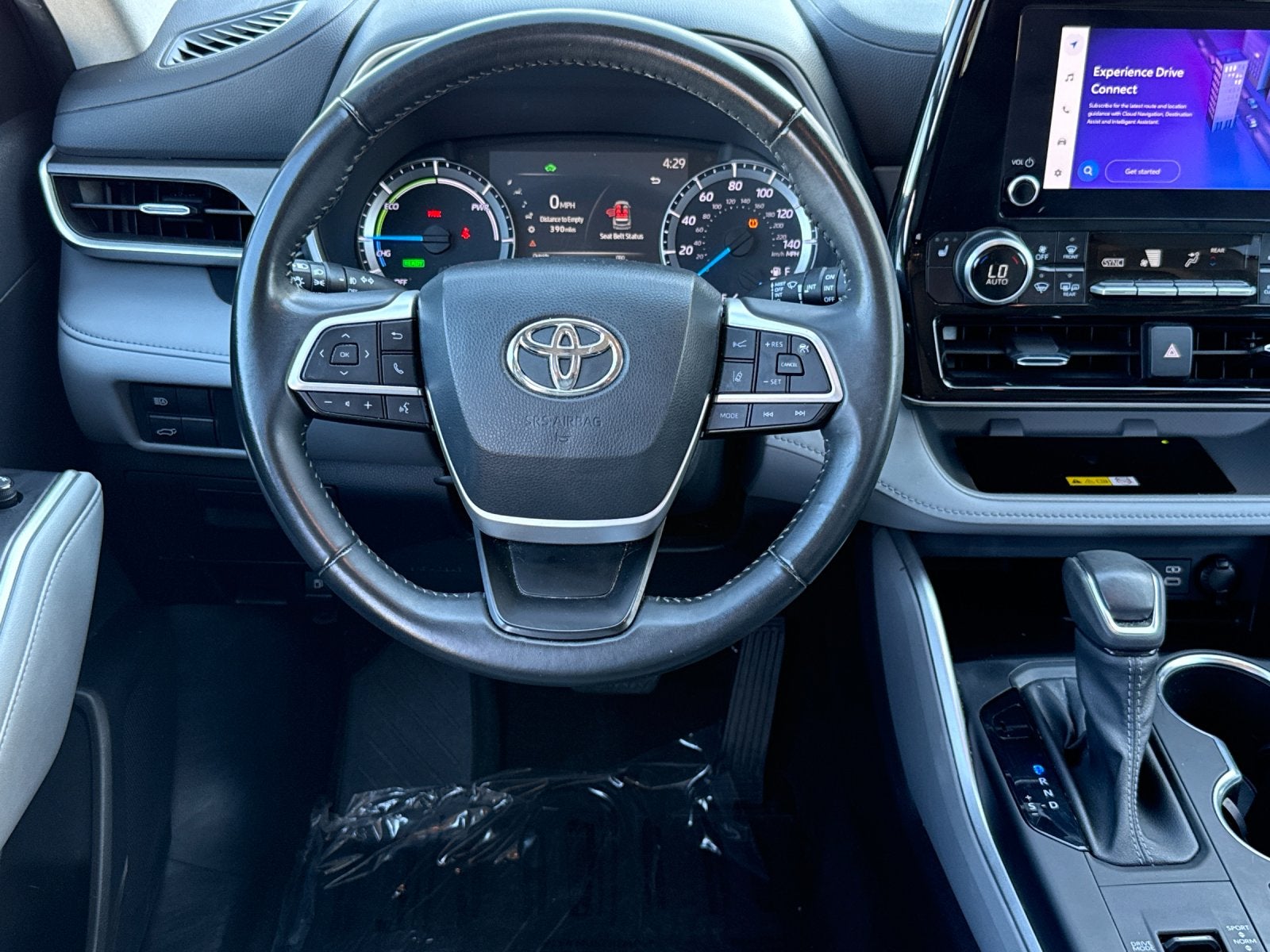 2023 Toyota Highlander Hybrid XLE