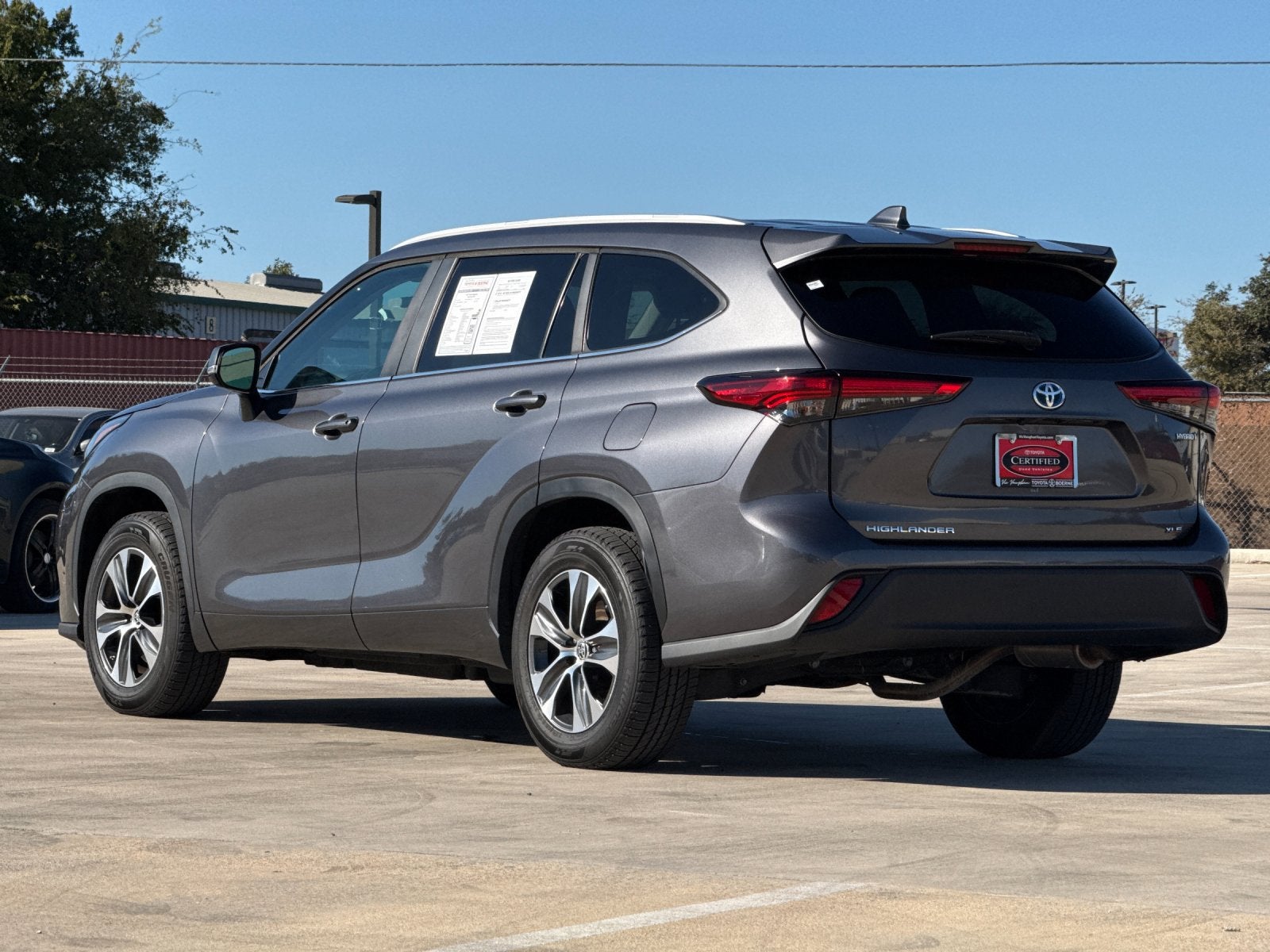 2023 Toyota Highlander Hybrid XLE