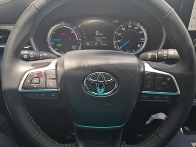 2025 Toyota Highlander XLE