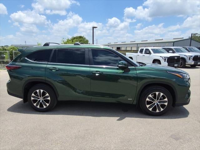 2025 Toyota Highlander XLE