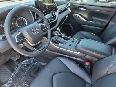 2026 Toyota Highlander Hybrid XLE