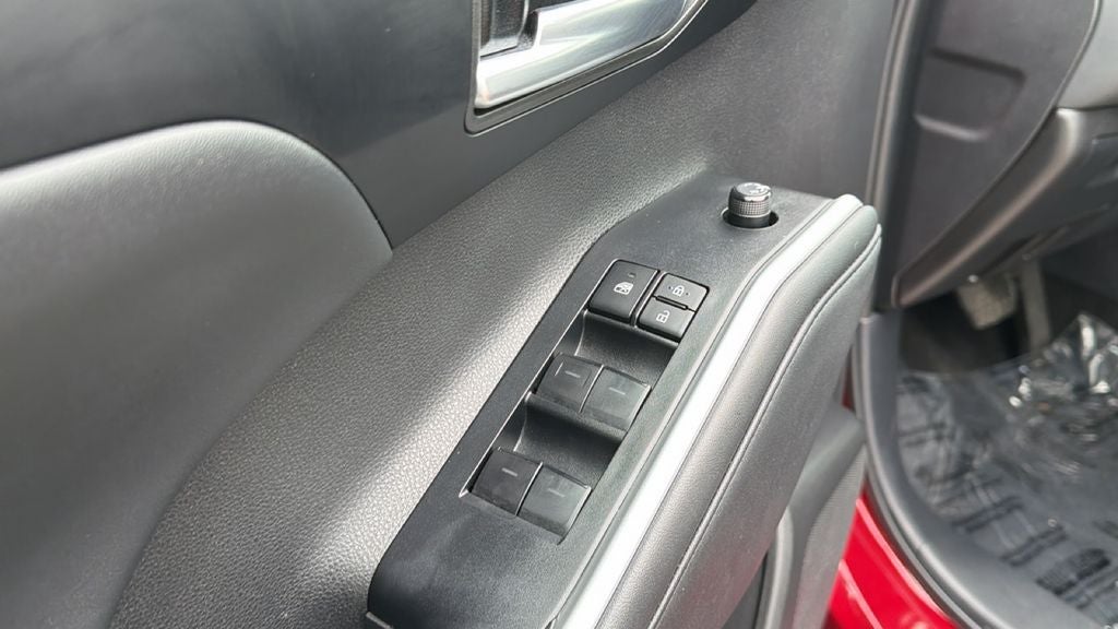 2025 Toyota Highlander Hybrid XLE