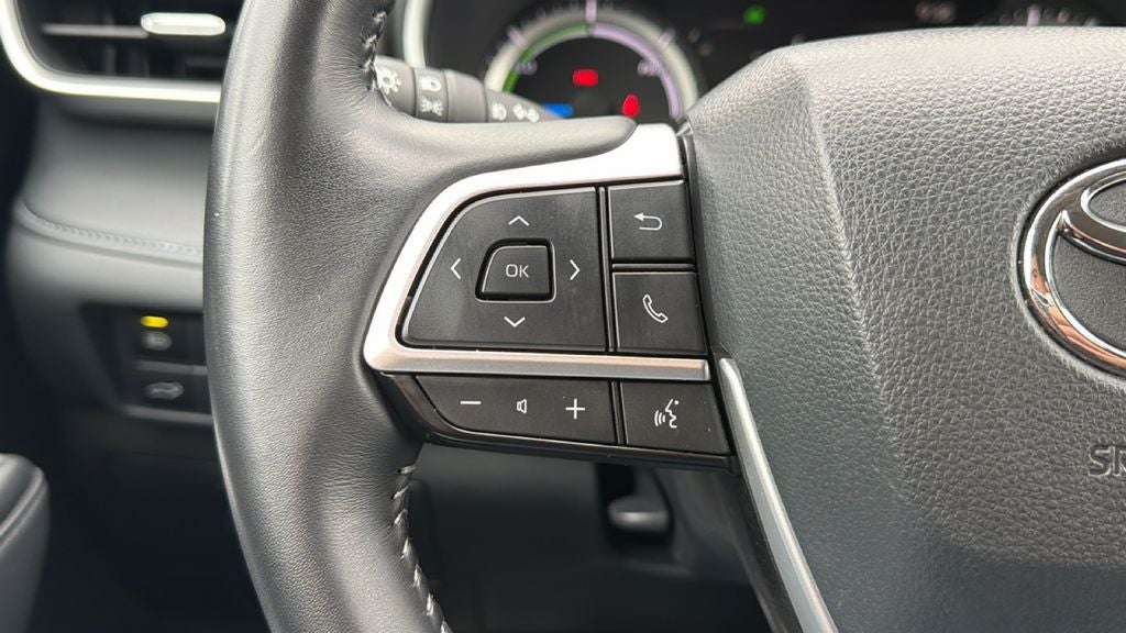 2025 Toyota Highlander Hybrid XLE