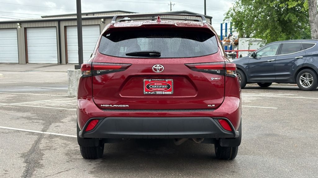 2025 Toyota Highlander Hybrid XLE