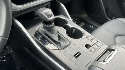 2025 Toyota Highlander Hybrid XLE