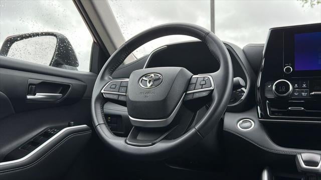 2025 Toyota Highlander Hybrid XLE