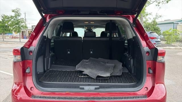 2025 Toyota Highlander Hybrid XLE