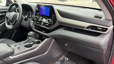 2025 Toyota Highlander Hybrid XLE