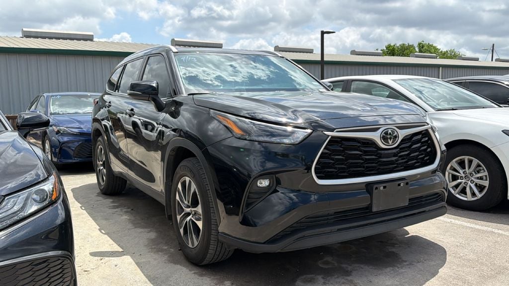 2023 Toyota Highlander XLE