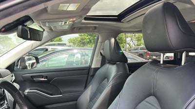 2023 Toyota Highlander XLE