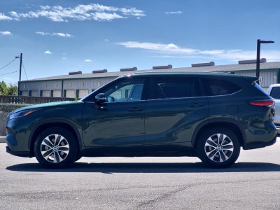 2023 Toyota Highlander XLE