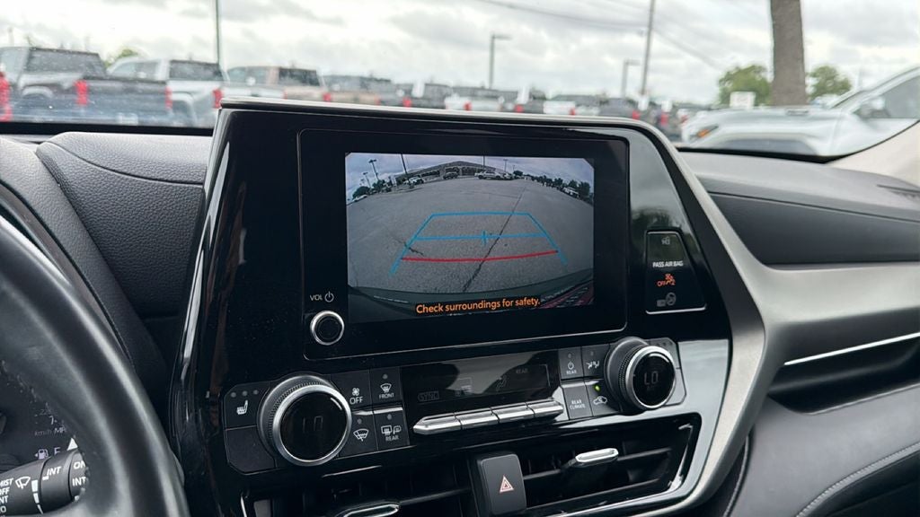 2024 Toyota Highlander XLE