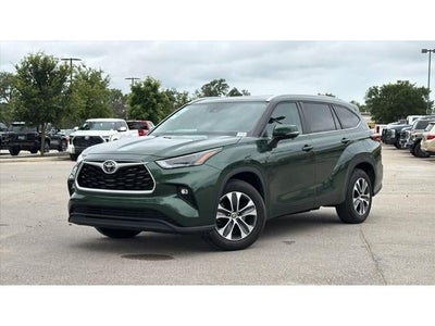 2024 Toyota Highlander XLE