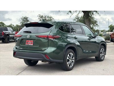 2024 Toyota Highlander XLE