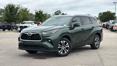 2024 Toyota Highlander XLE