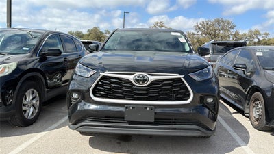 2025 Toyota Highlander LE