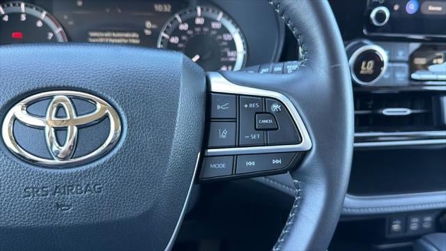 2025 Toyota Highlander LE