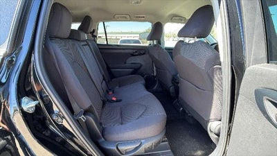 2025 Toyota Highlander LE