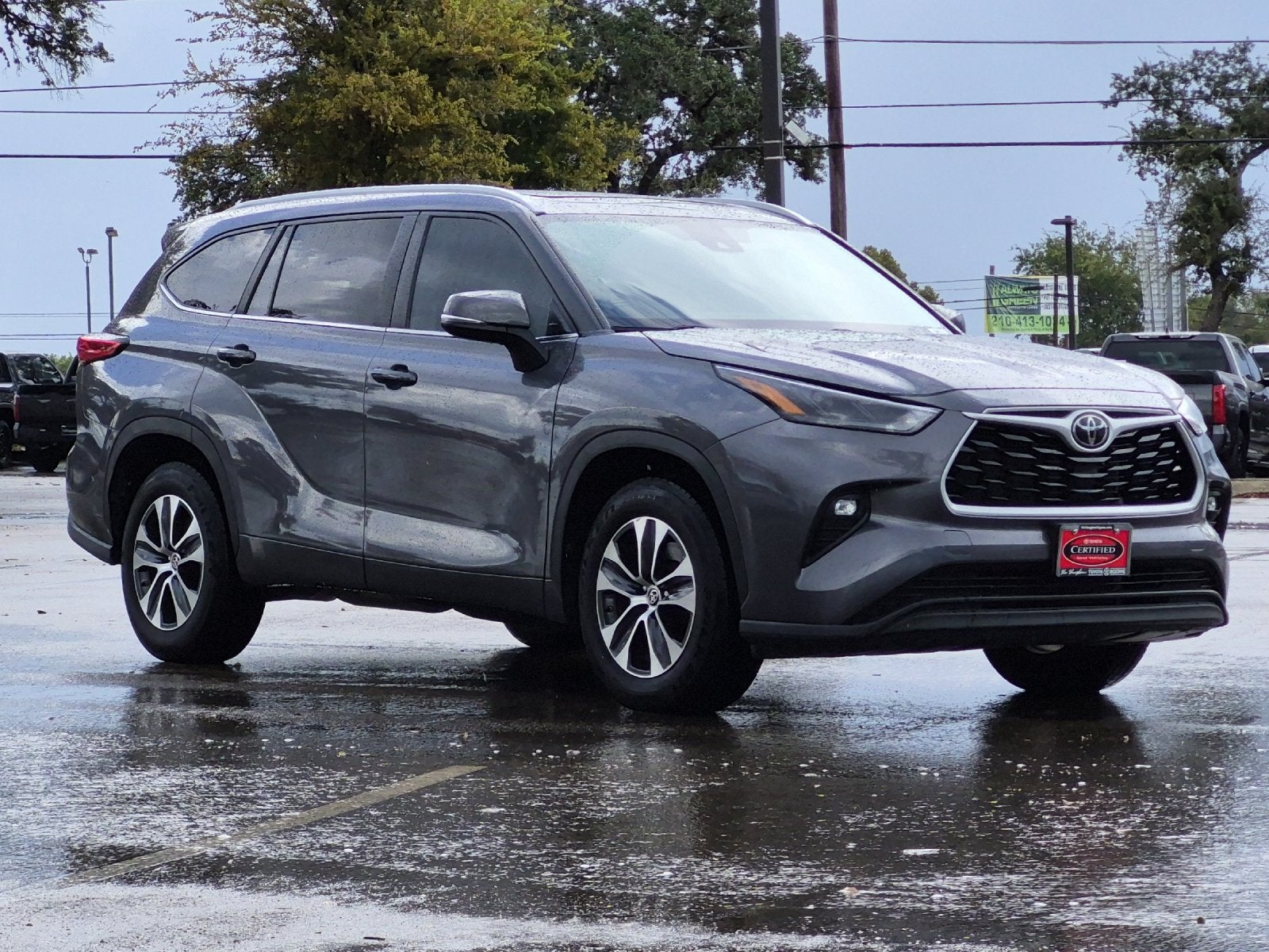 2023 Toyota Highlander XLE