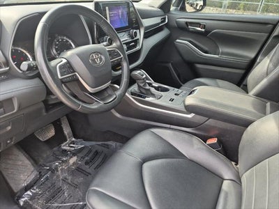 2024 Toyota Highlander XLE
