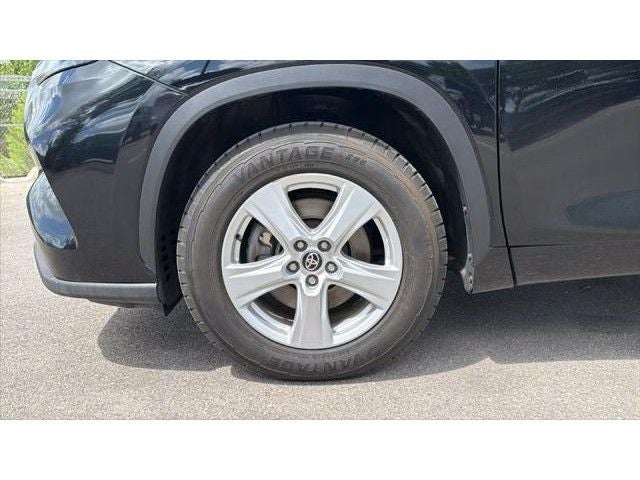 2025 Toyota Highlander LE