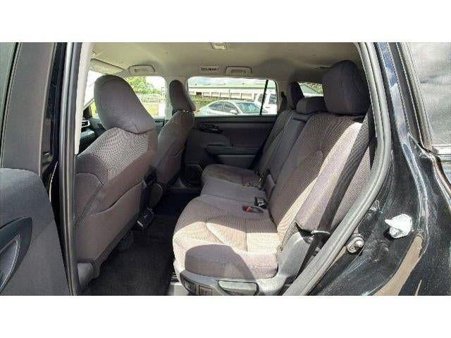 2025 Toyota Highlander LE