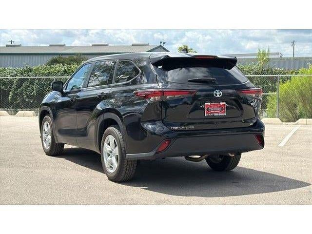 2025 Toyota Highlander LE