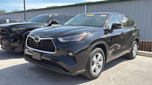 2025 Toyota Highlander LE