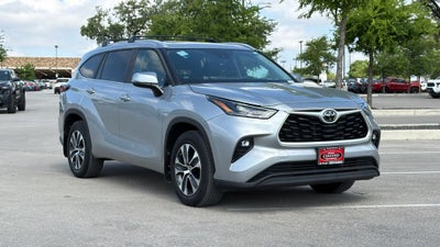 2024 Toyota Highlander XLE