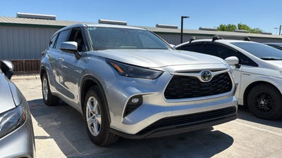 2025 Toyota Highlander LE