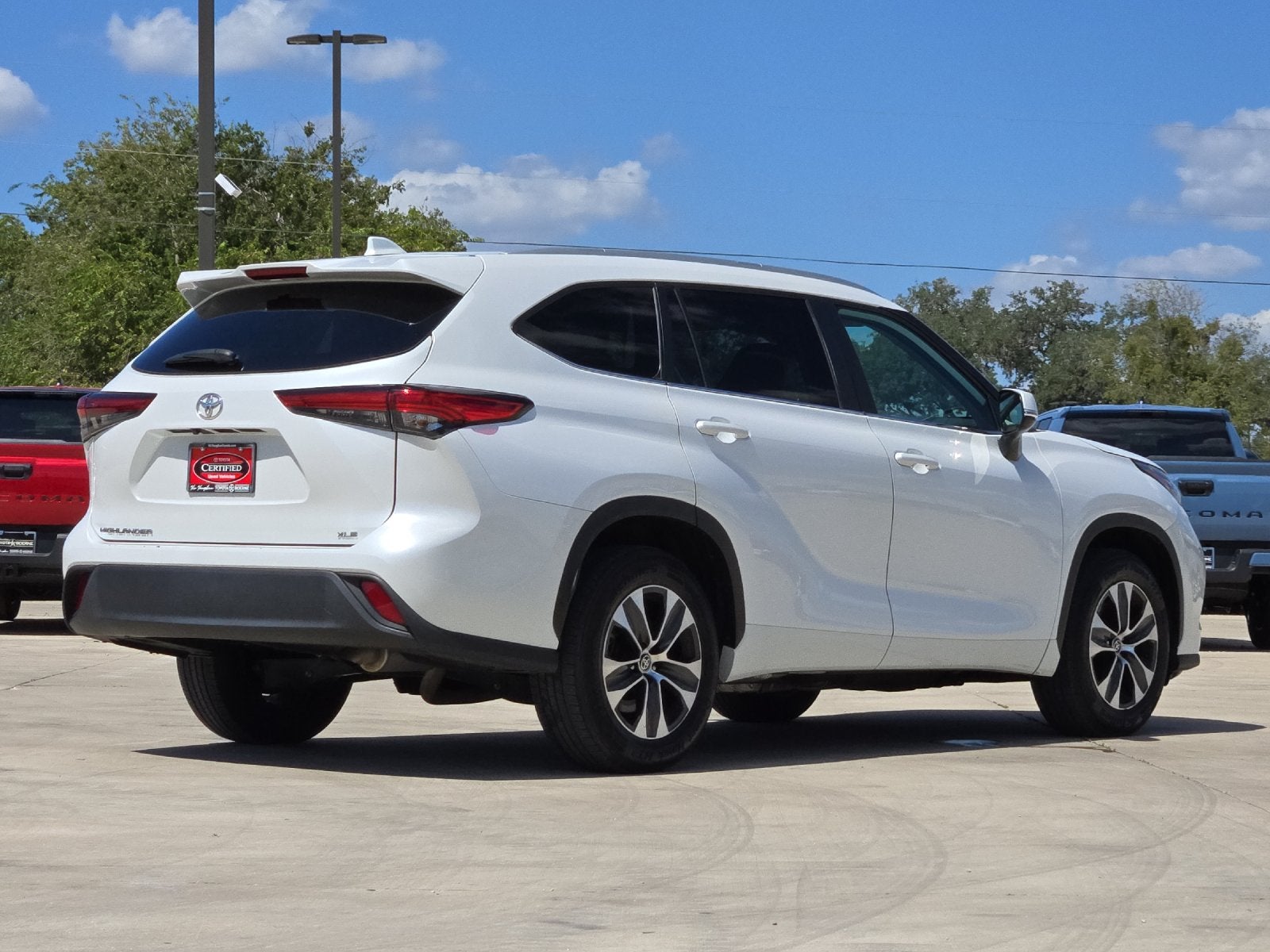 2023 Toyota Highlander XLE