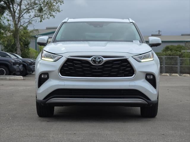 2023 Toyota Highlander Platinum