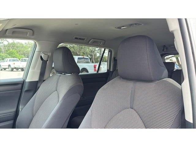 2025 Toyota Highlander LE