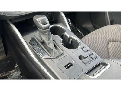 2025 Toyota Highlander LE