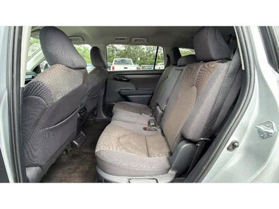 2025 Toyota Highlander LE