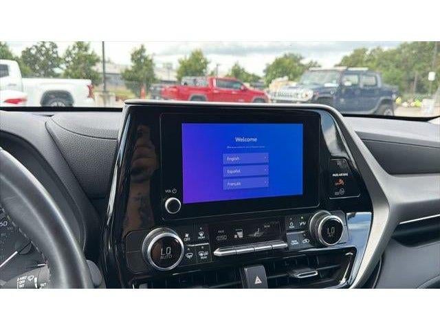2025 Toyota Highlander LE