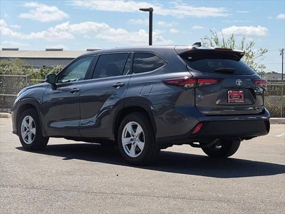 2025 Toyota Highlander LE