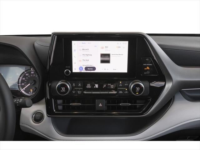 2025 Toyota Highlander LE
