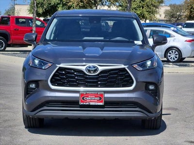 2025 Toyota Highlander LE
