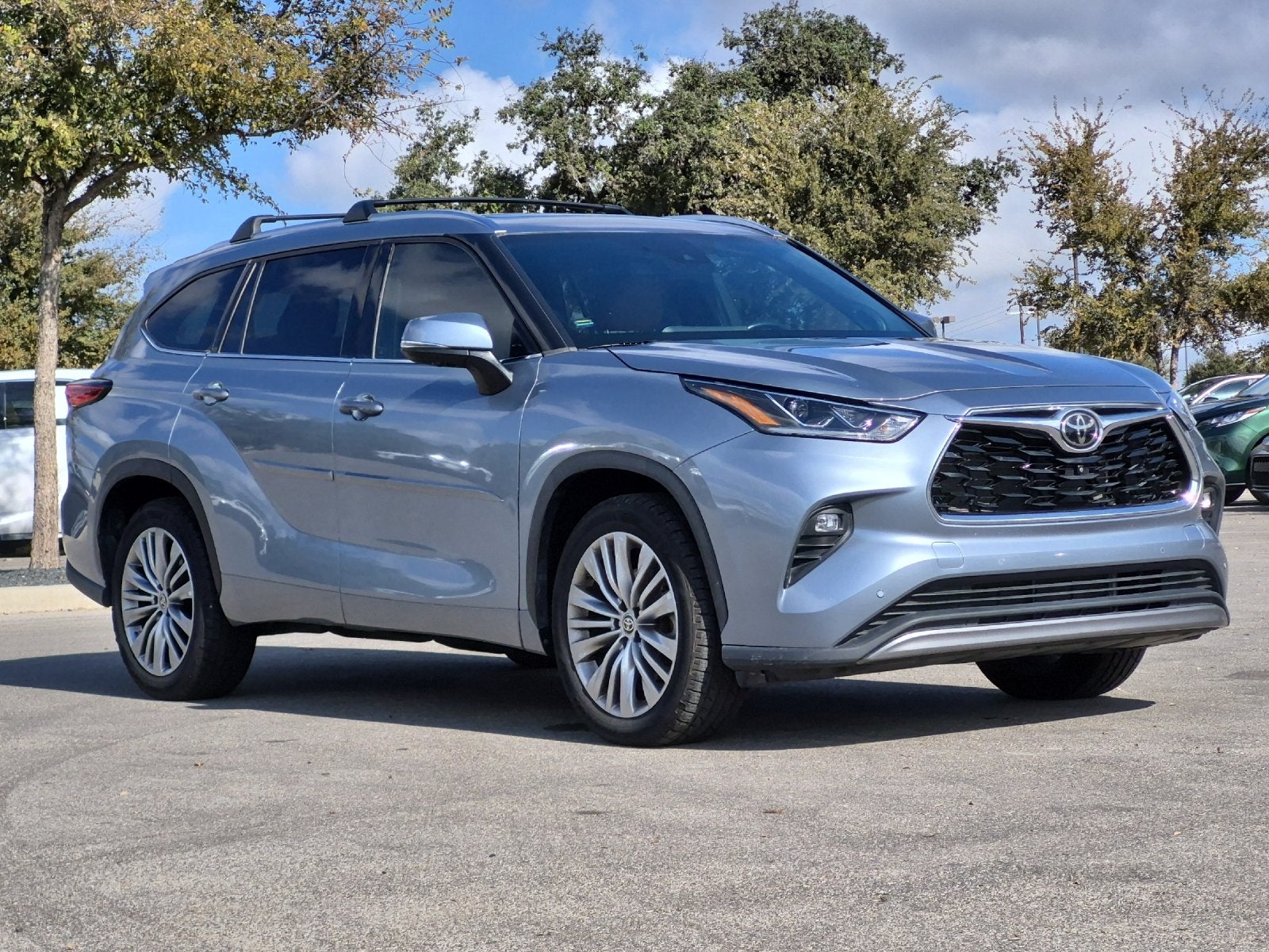 2023 Toyota Highlander Platinum