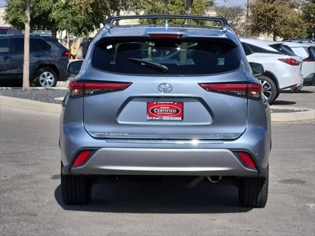 2023 Toyota Highlander Platinum