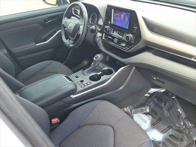 2023 Toyota Highlander LE