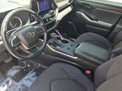 2023 Toyota Highlander LE