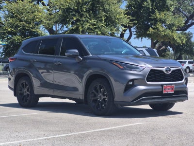 2023 Toyota Highlander LE