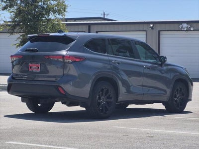 2023 Toyota Highlander LE