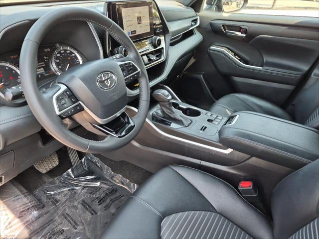 2024 Toyota Highlander XSE