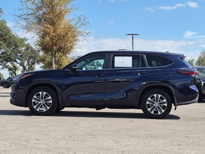 2026 Toyota Highlander XLE