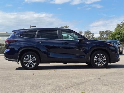 2026 Toyota Highlander XLE