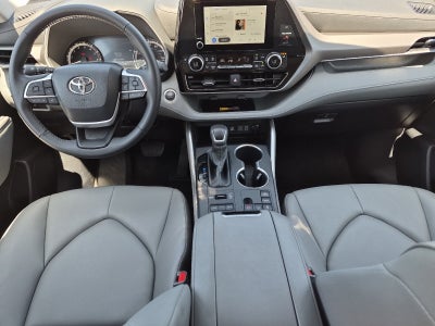 2026 Toyota Highlander XLE